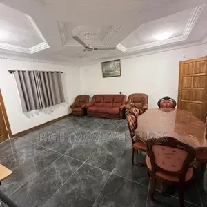 Fully Furnished 3 Master Bedrooms Apartment for Short Stay