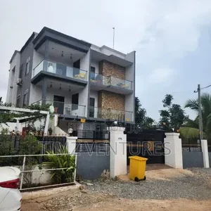 2 Bedroom Apartment for Short Stay